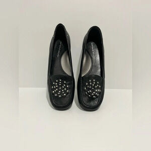 Antonio Melani black genuine leather rosette studded Flats women’s size 9